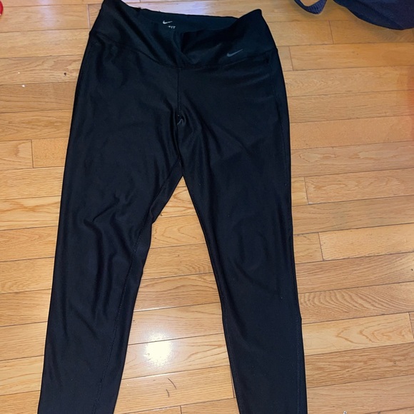 Nike Black Dri Fit Leggings - Picture 2 of 4